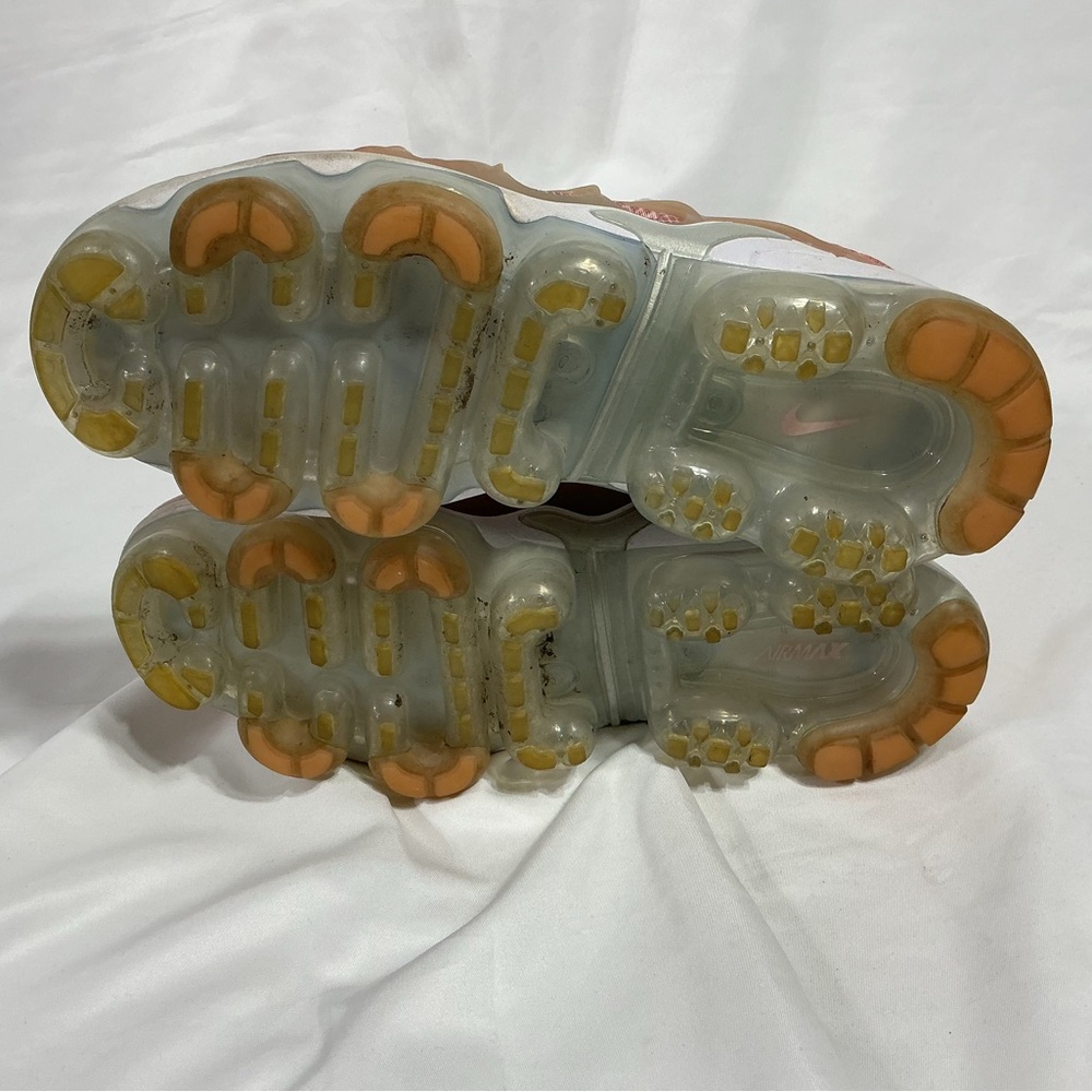 Nike Air VaporMax Plus "Bleached Coral" - Women’s Size 7 - Picture 8 of 8